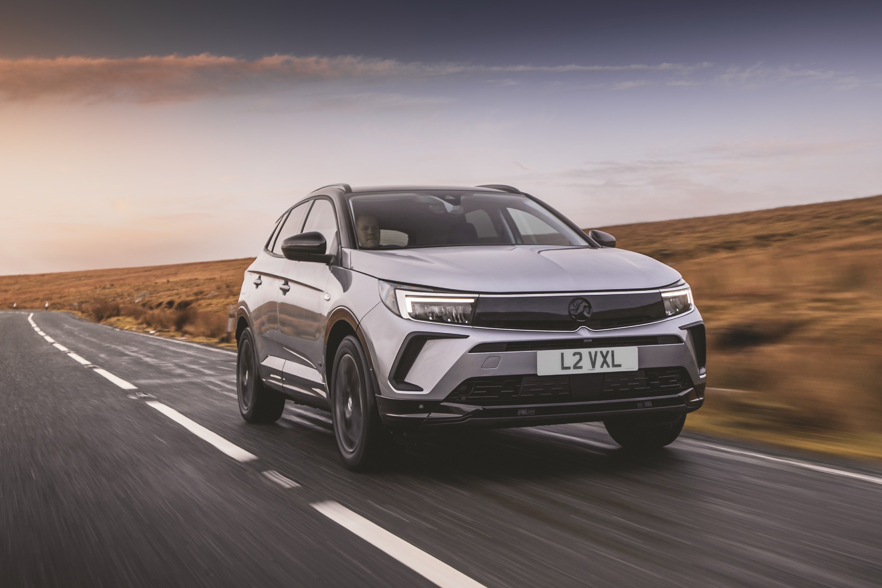 Vauxhall Grandland - front action